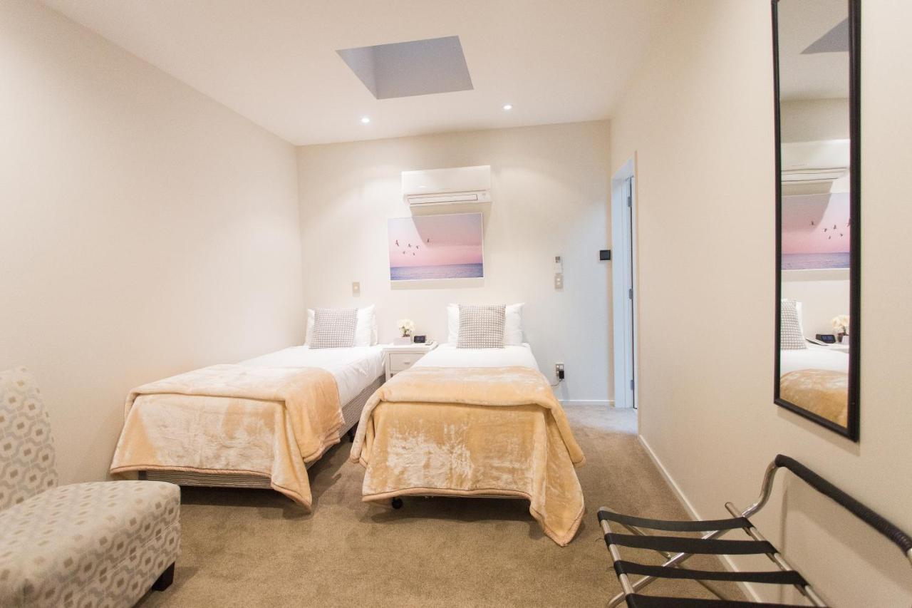 Colombo Lodge Hotel Κράισττσερτς Εξωτερικό φωτογραφία